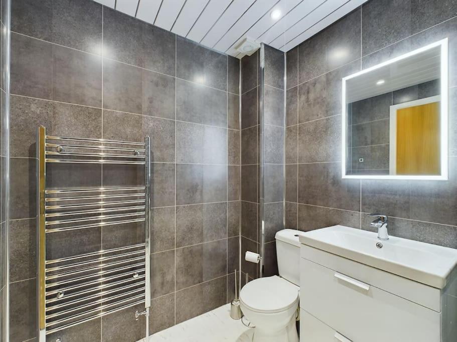 Woodstock Wow! Close To Centre Apartment Belfast